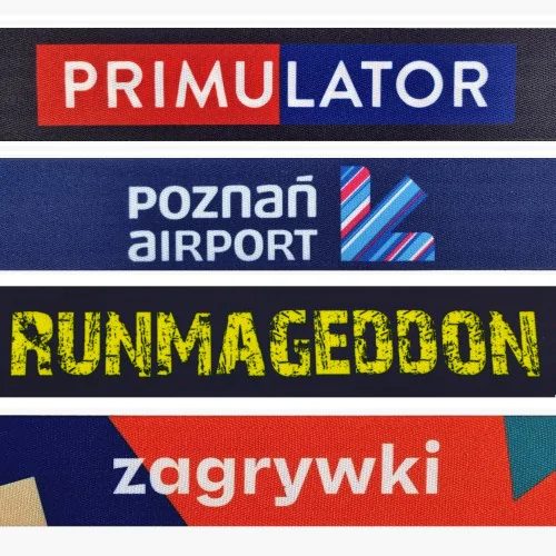 Słupki odgradzające ze stali nierdzewnej z taśmą 4 m z nadrukiem - obrazek 2